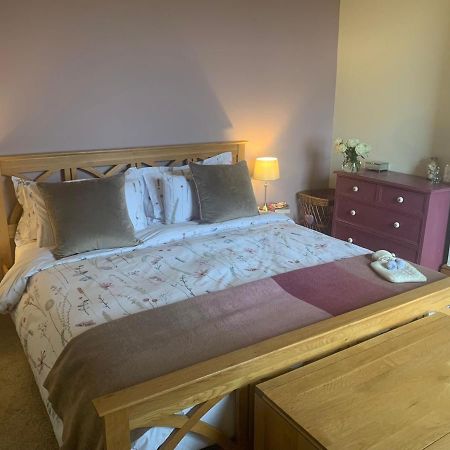 Hilltop Cottage Thropton Екстериор снимка